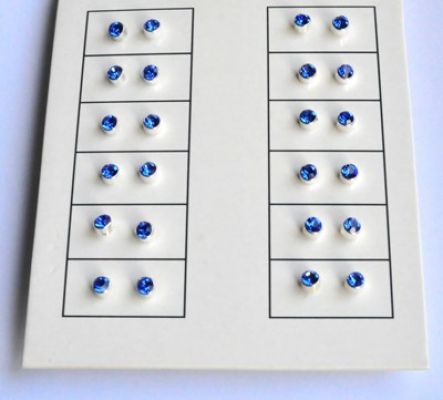 12 Paar Ohrstecker mit Swarovski-Elements