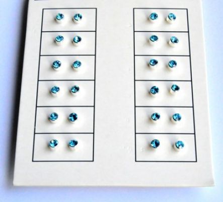 12 Paar Ohrstecker mit Swarovski-Elements