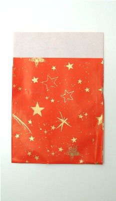 Papier-Geschenktüten mit Weihnachtsmotiven, rot/gold